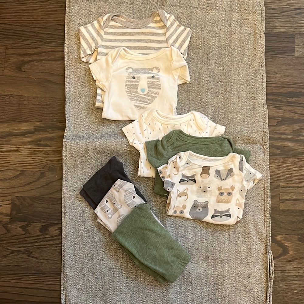 Cloud Island 8 PC set size NB
